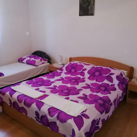 Ban Apartment *
